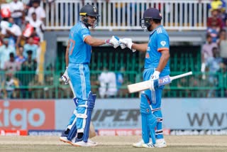 Ind Vs Pak Super 4 : హాఫ్​ సెంచరీ మార్క్ దాటిన రోహిత్​, గిల్​.. సెంచరీ దాటకుండానే..