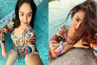 Sreemukhi Latest Pics In Swimming pool