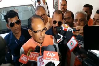 Union Minister Shivraj Chauhan speaking to the media