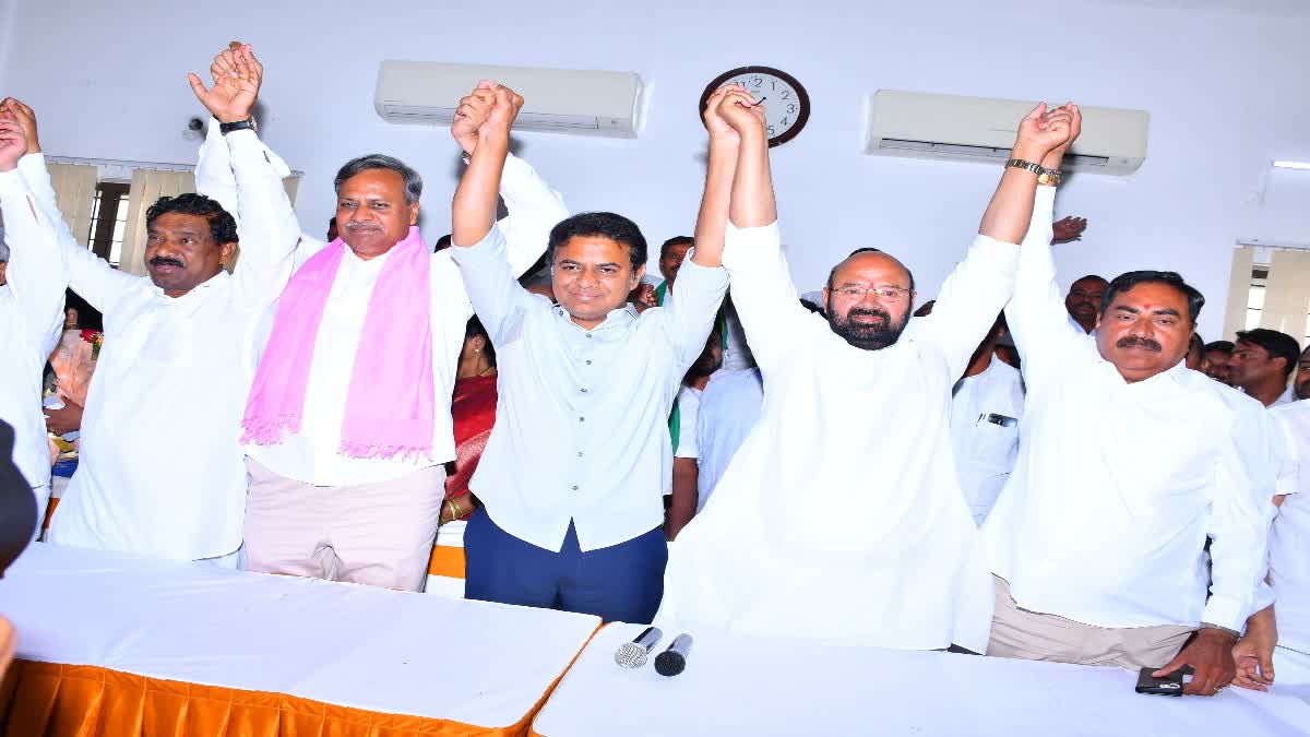 Minister KTR With Jangaon BRS Leaders