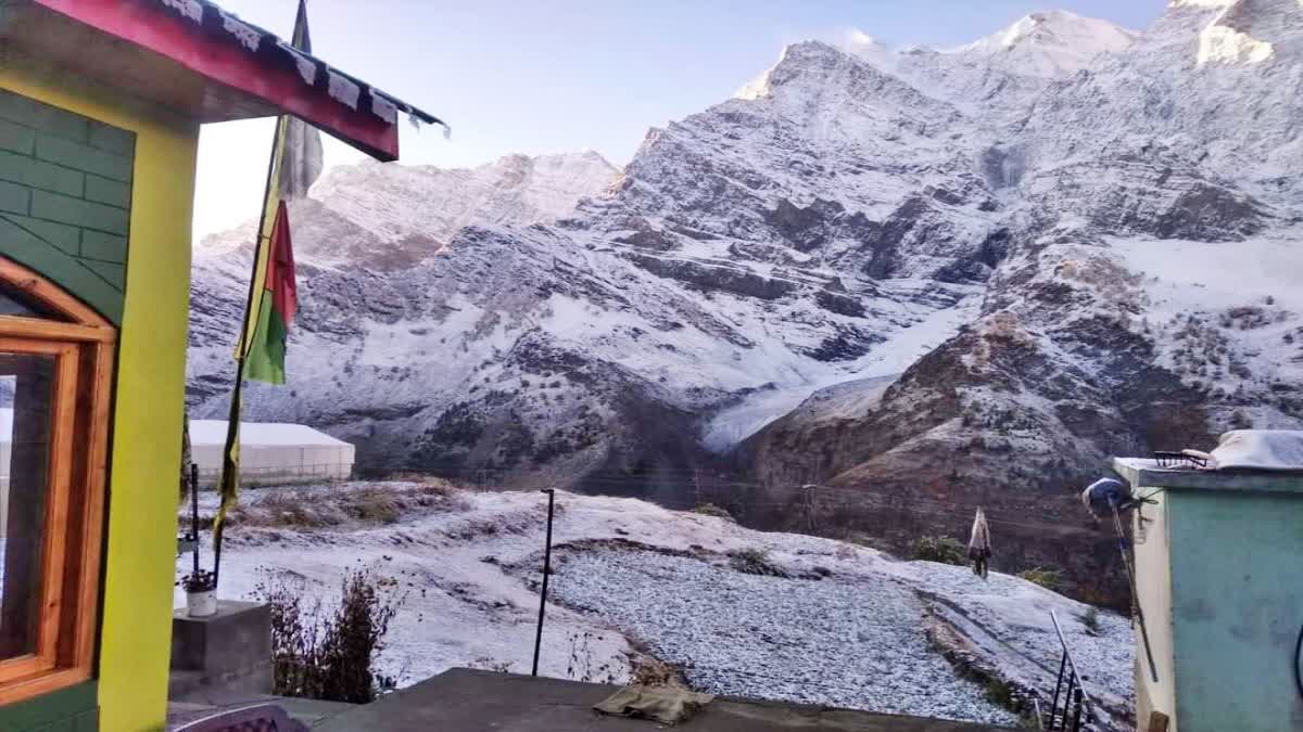 Snowfall on Lahaul hills