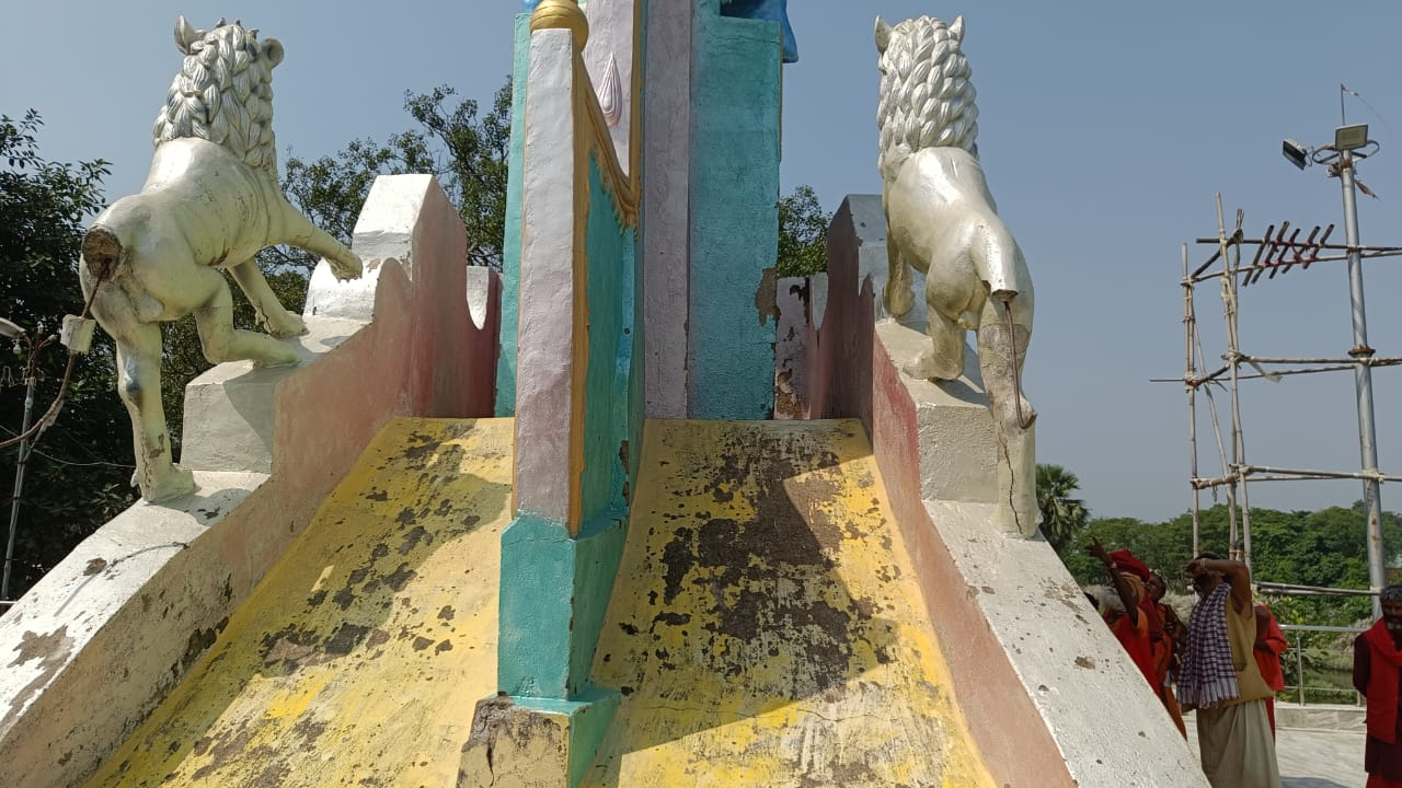 Statues damaged in Surya Mandir