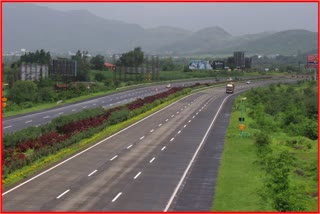 Mumbai Pune Expressway