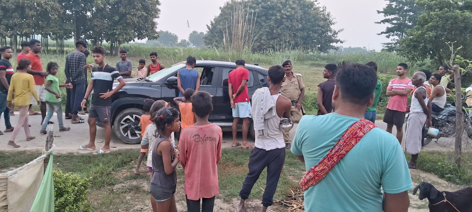 Police vehicle overturned while chasing smugglers