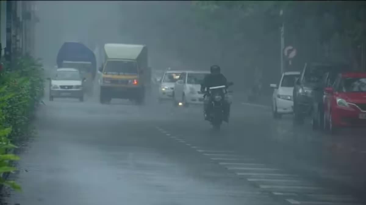 KERALA WEATHER PREDICTION  കേരളം മഴ അലർട്ടുകൾ  YELLOW ALERT DISTRICTS KERALA  KERALA RAIN