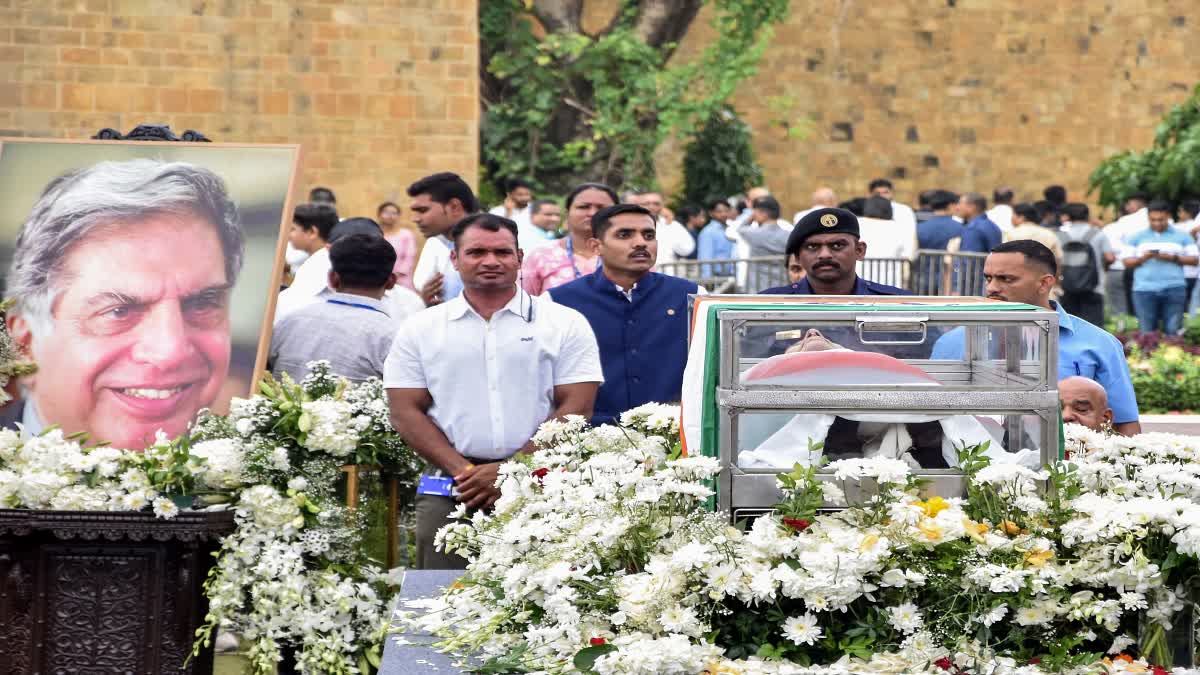 Ratan Tata's last rites performed according to Parsi rituals