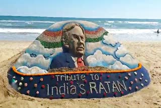 Sudarshan Patnaik pays tribute to Ratan Tata by creating sand art on Puri beach