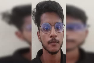 YOUTH ARRESTED FOR BLACKMAILING  OBSCENE PHOTOS BLACKMAILING PTA  PATHANAMTHITTA NEWS  നഗ്‌ന ചിത്രങ്ങള്‍ കൈക്കലാക്കി ഭീഷണി