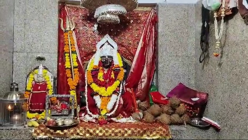 SEONI DHUMAVATI TEMPLE