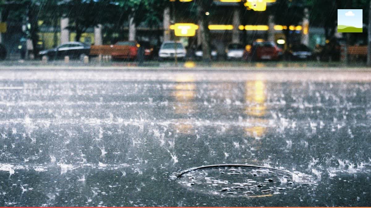 Heavy rain in many areas of Delhi