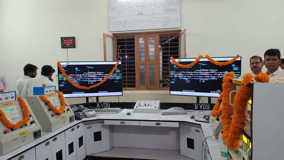 Electronic interlocking system installed at Haidernagar station