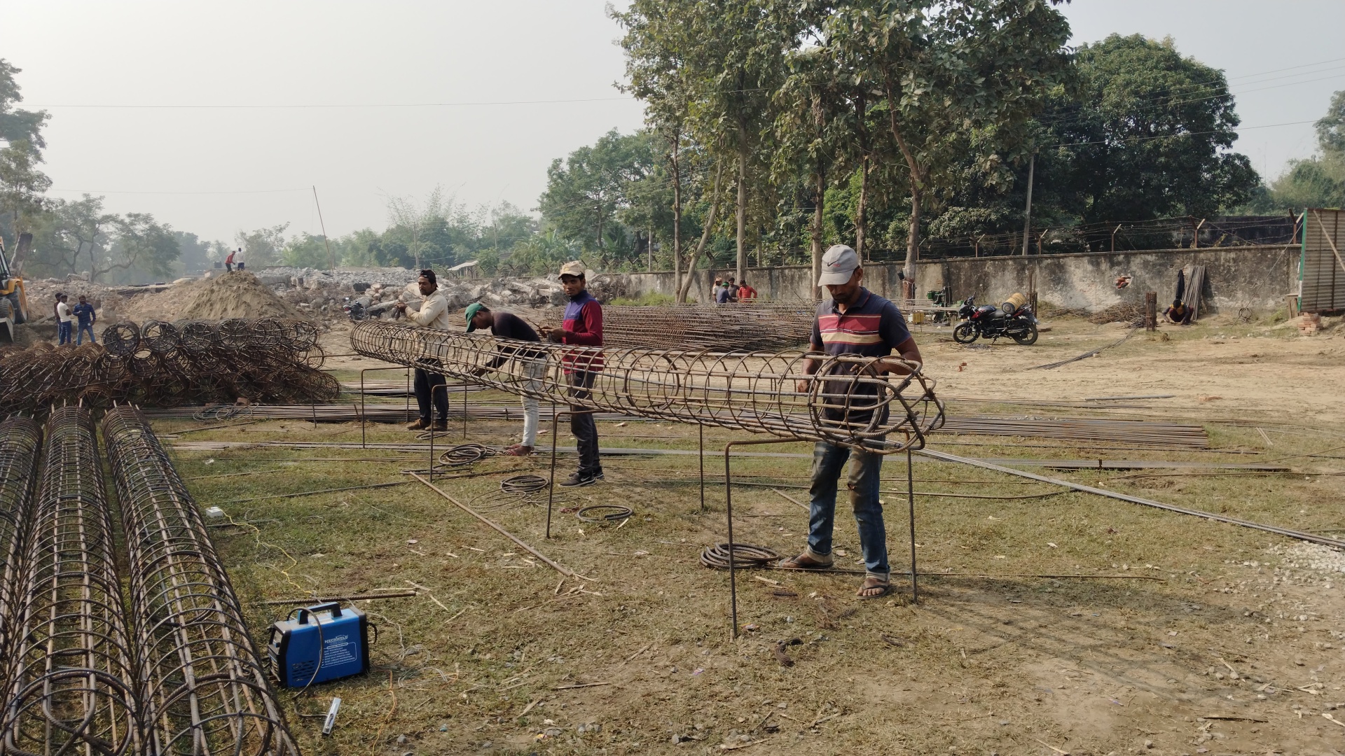 अनुसूचित जाति जनजाति कन्या आवासीय विद्यालय मेडरोल के भवन का निर्माण