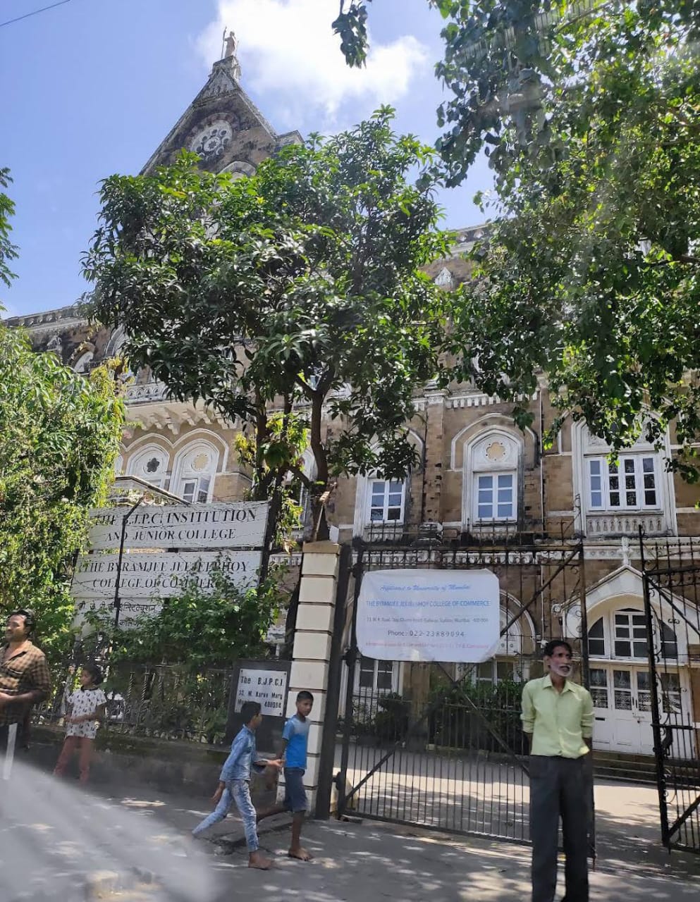 Historical School In Mumbai