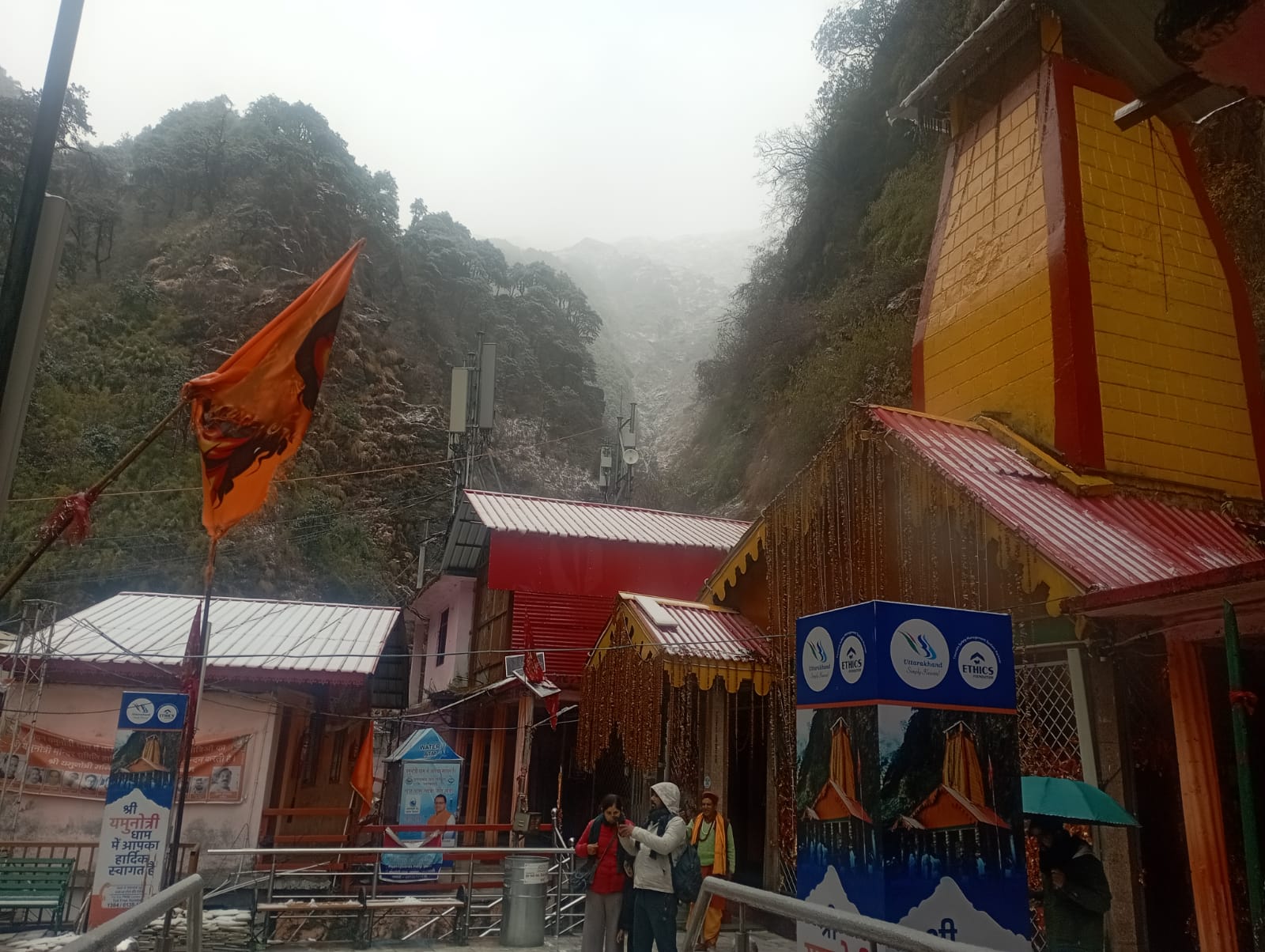 snowfall in yamunotri