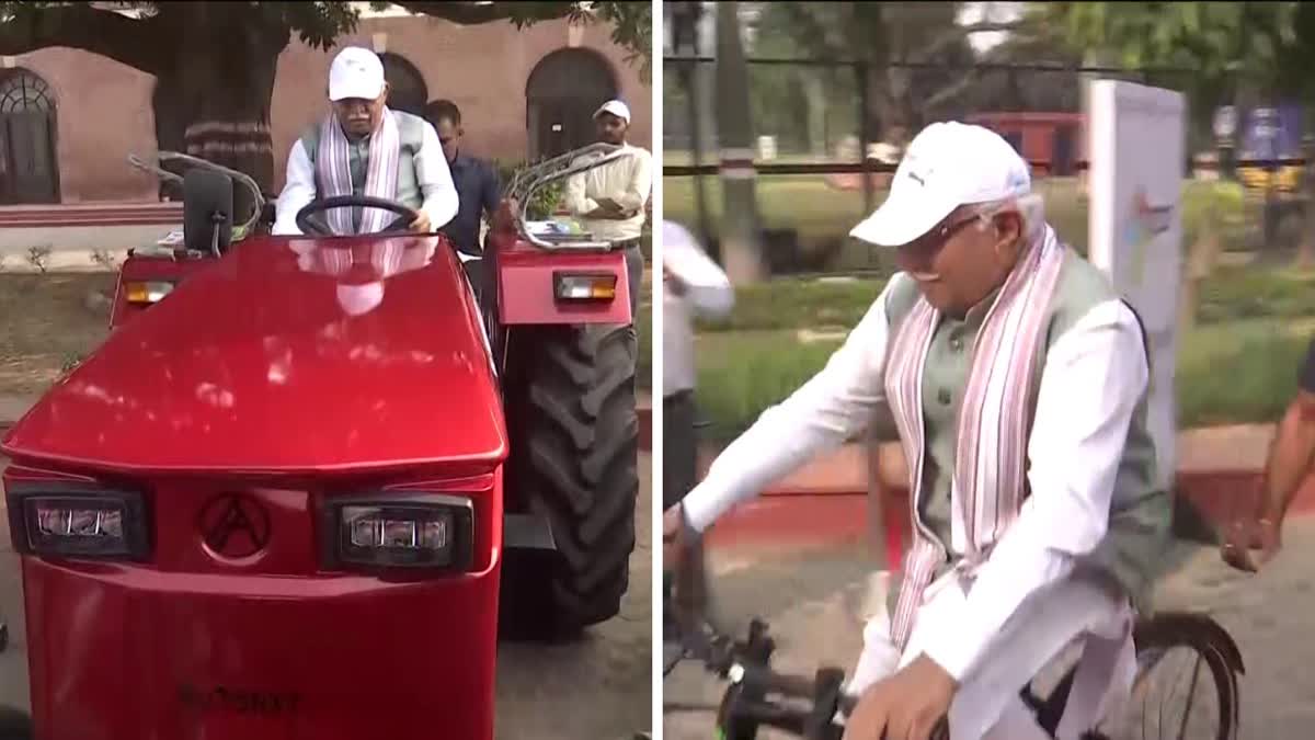 MANOHAR LAL KHATTAR RODE TRACTOR