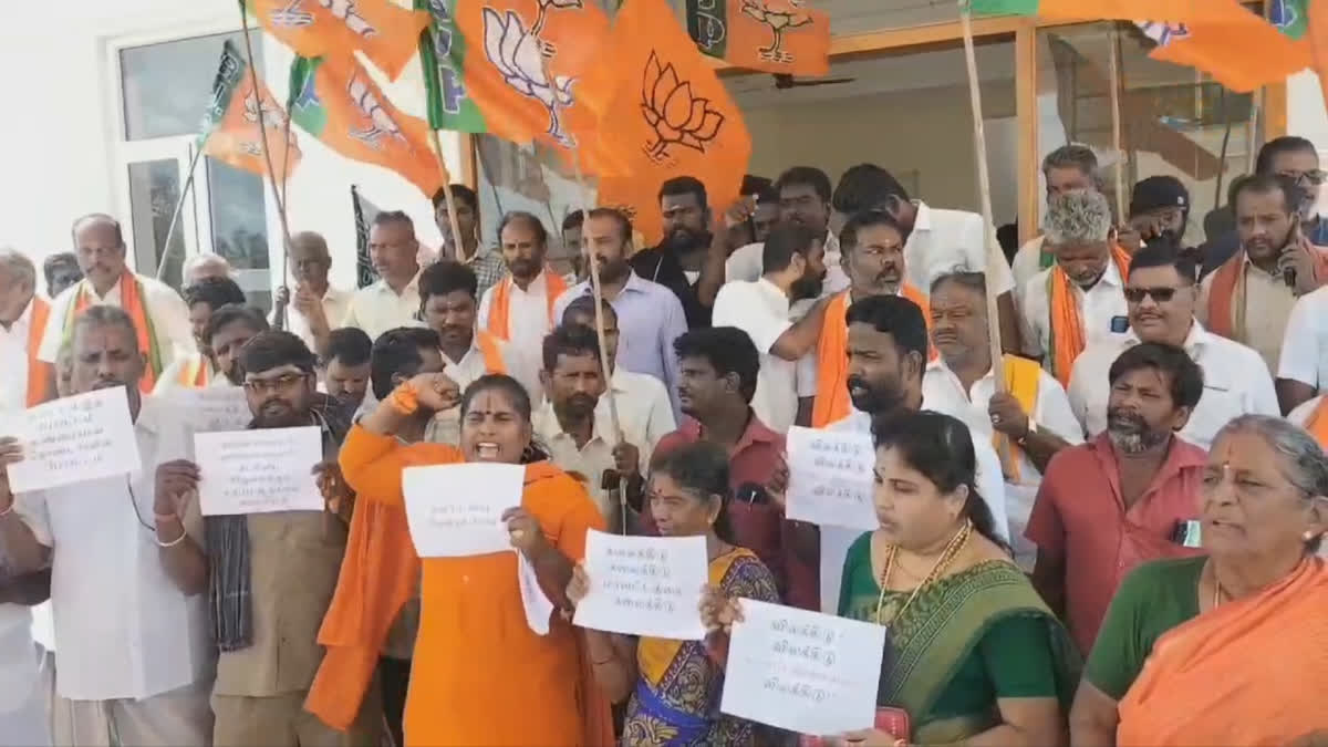 bjp-people-resigned-posting-against-theni-bjp-leader