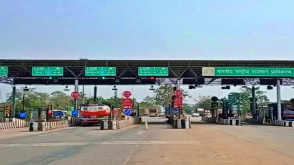 toll plaza  Fake toll plaza  Bamanbore Kutch national highway  Gujarat Morbi district  White House Ceramic Company  bjp leader  ഗുജറാത്തില്‍ വ്യാജ ടോള്‍ പ്ലാസ  അന്വേഷണം  ബിജെപി നേതാവിന് പങ്ക്  കോടികളുടെ തട്ടിപ്പ്