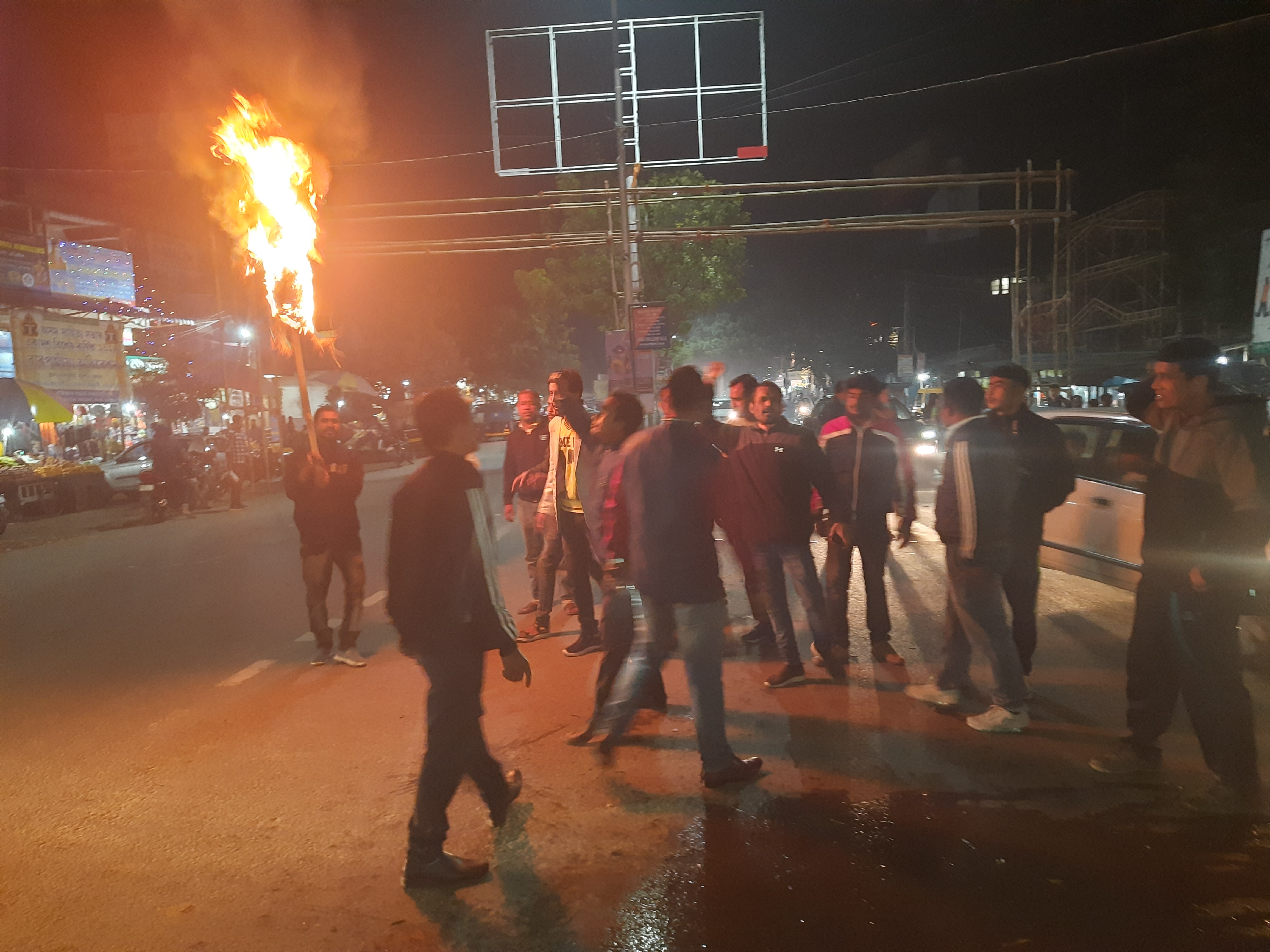 Kapil Sibal and Indira Jaising effigy burnt in Morigaon