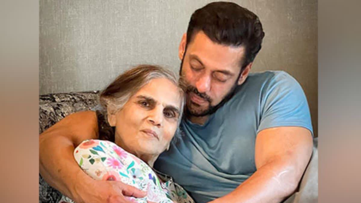 Salman Khan With his mother Salma