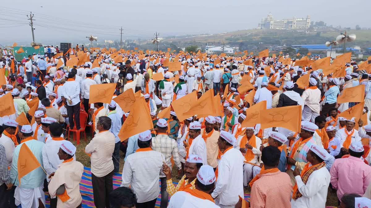 Panchamasali reservation protest Police resort to lathi-charge on protesters in Belagavi Karnataka