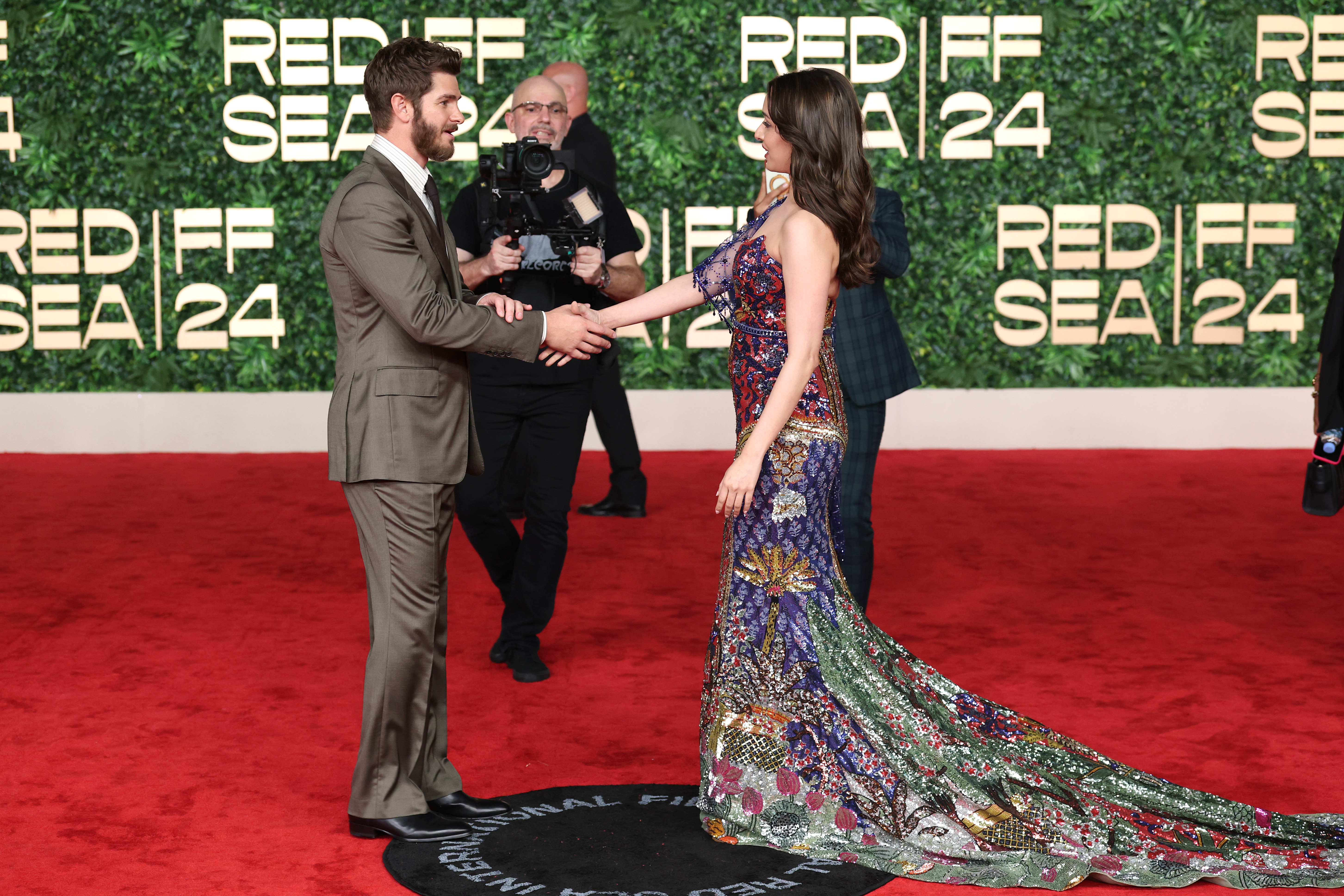 Shraddha Kapoor poses with Andrew Garfield