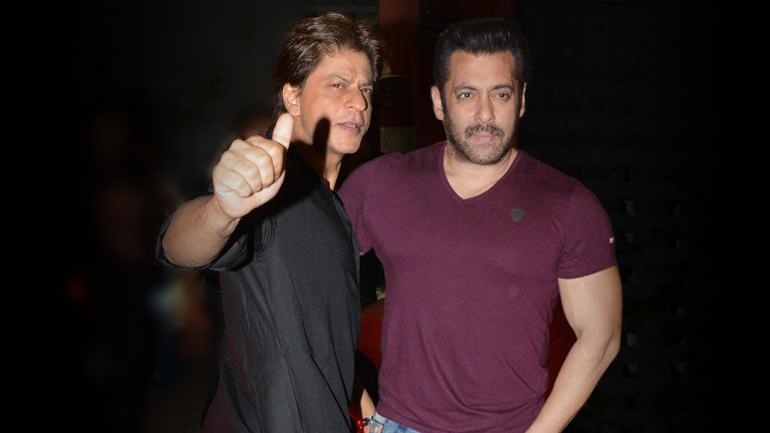 SRK at Salman Khan's 53rd birthday bash.