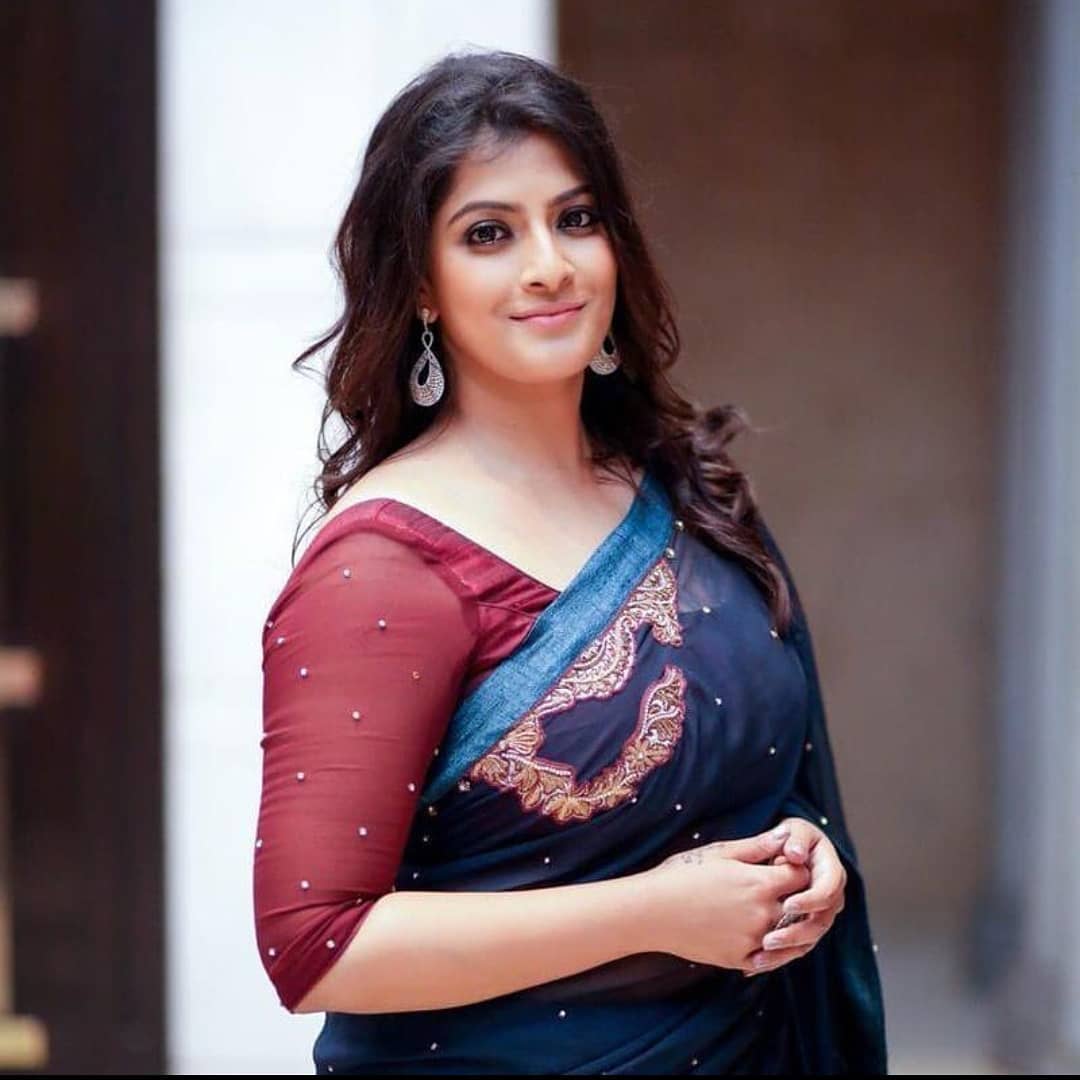 actress varalakshmi sarathkumar interview