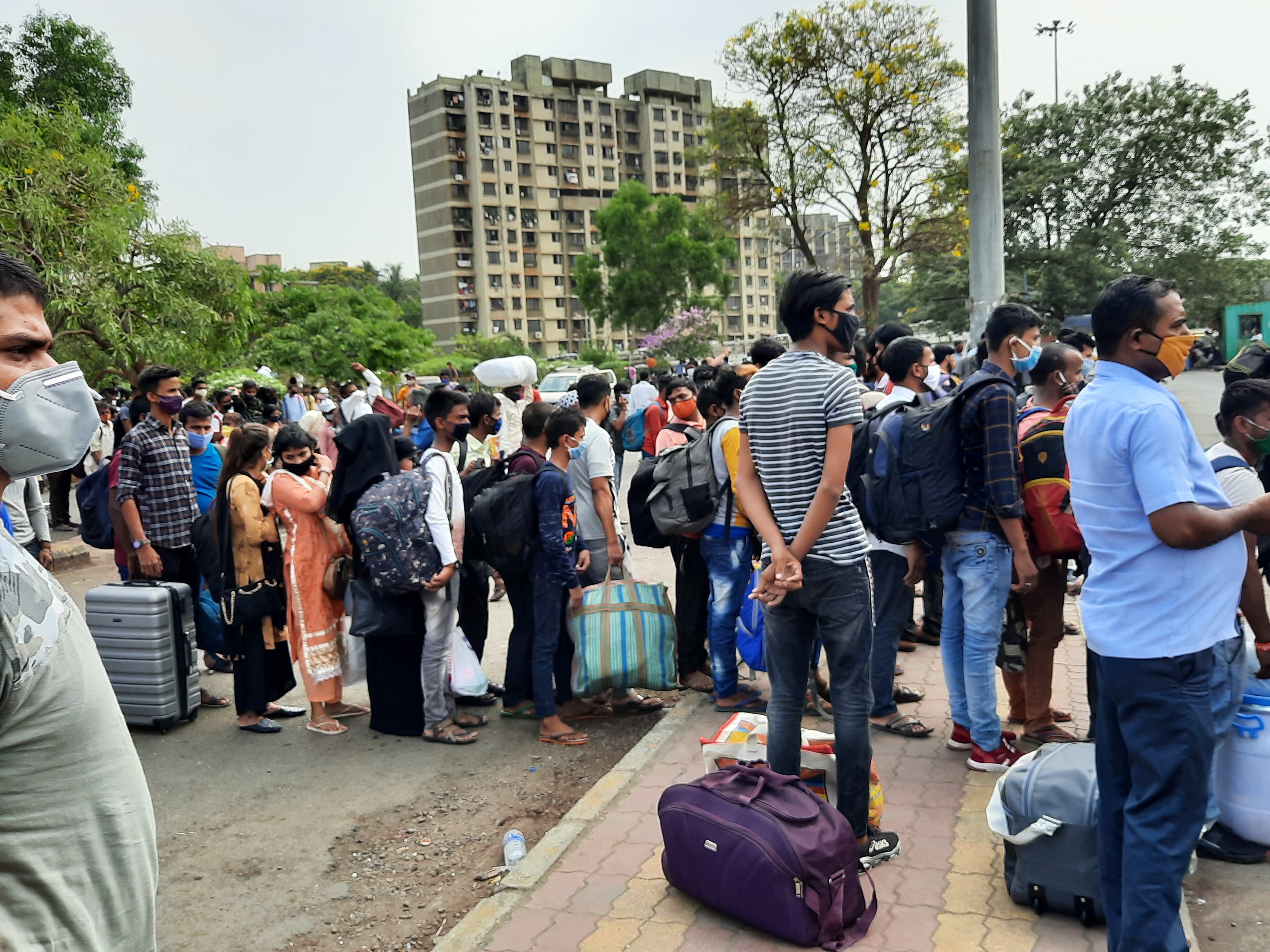 Laborer's returning to home from Maharashtra