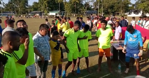 hazelbank-tea-estate-won-the-final-prize-money-football-tournament-at-mohanbari