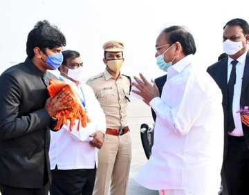 send off to vice president at vijayawada air port