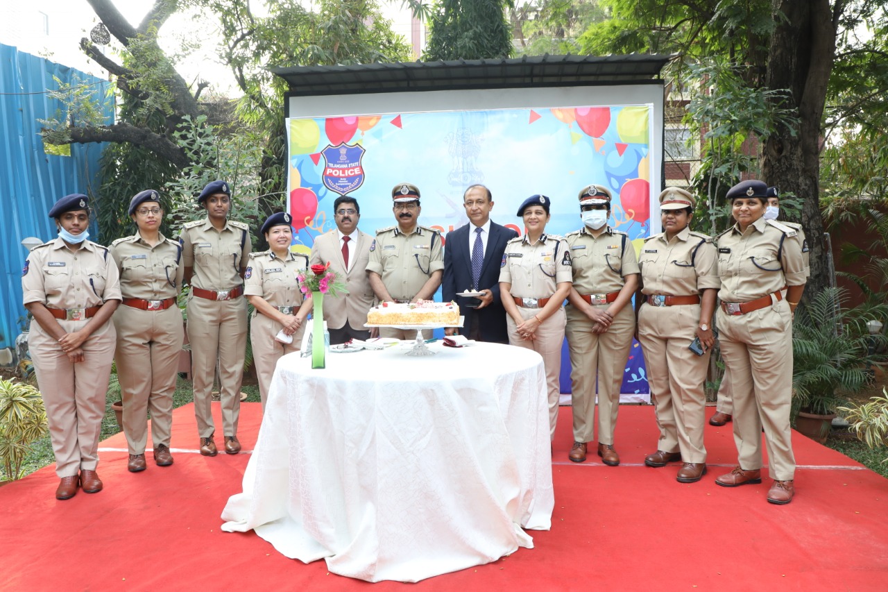 police officers celebrated new year in hyderabad