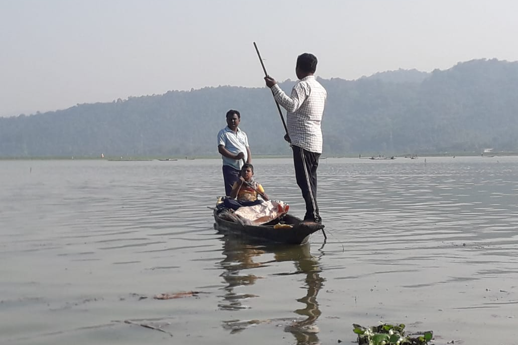 fish-catching-festval-in-diporbeel