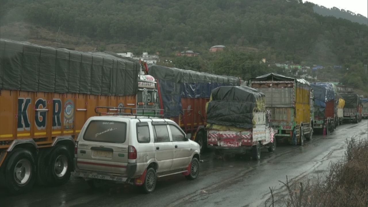 India Meteorological Department has predicted that heavy snowfall may occur in higher reaches of the State tomorrow