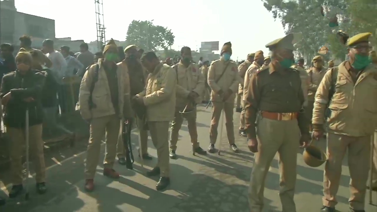 Cops arrest 3 officials over Ghaziabad crematorium incident; victims' kin block key highway