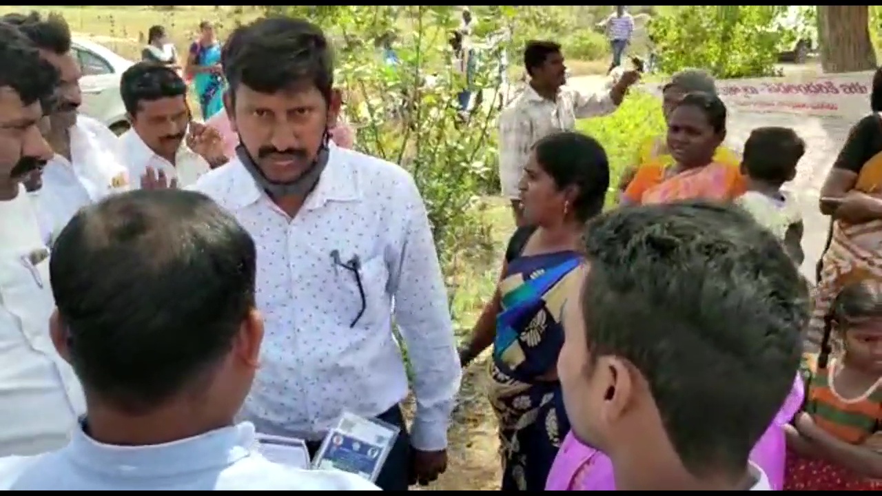 Disruptions in house sites distribution programme in ananthapur