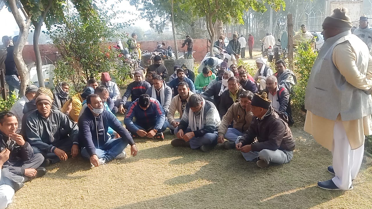 Electricity employees protest haryana