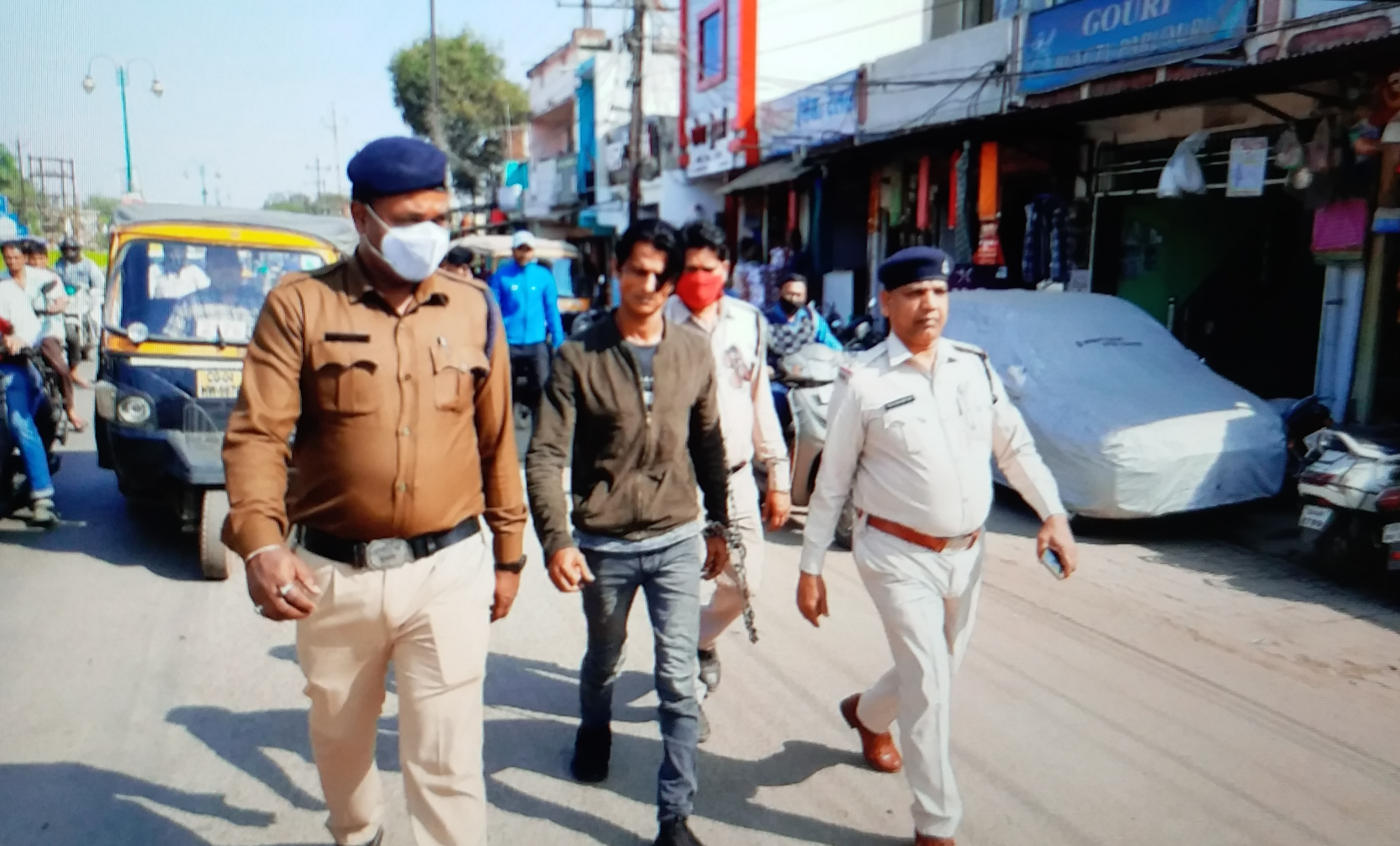 history-sheeter-yasin-arrested-with-charas-and-ganja-in-raipur