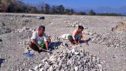 চৰকাৰী আঁচনিয়ে ঢুকি নাপায় ভাৰত-ভূটান সীমান্তৰ ৰাইজক