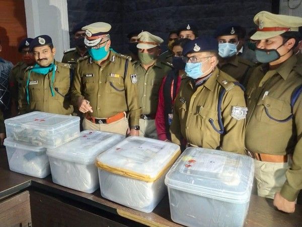 Indore cop seize MDMA drugs from five accused
