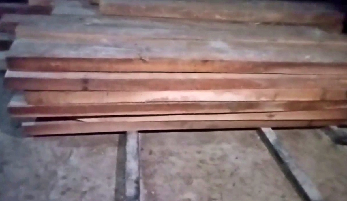 wood seized at chapar