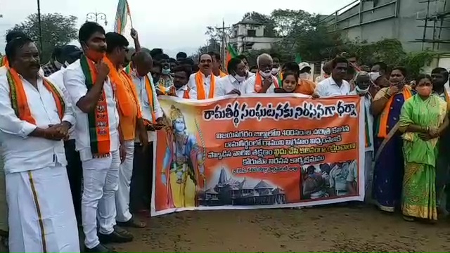 protests against attacks on temples