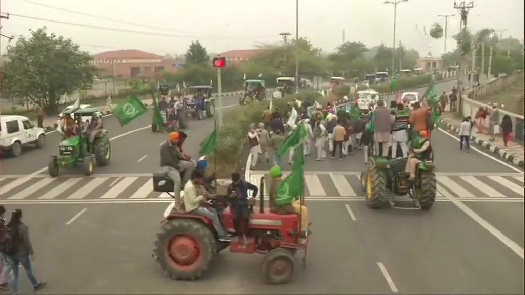 tractor march