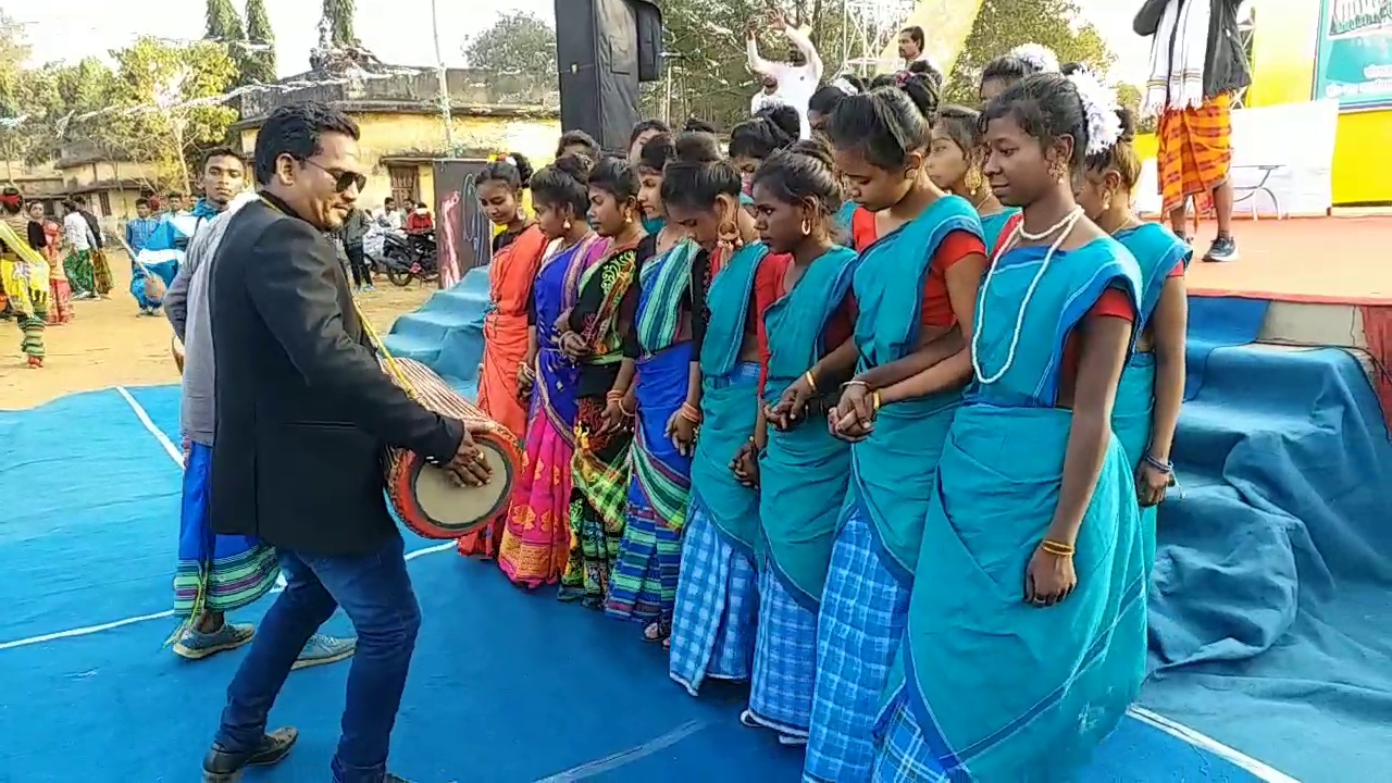 People of tribal society celebrating Sohray festival in Dumka