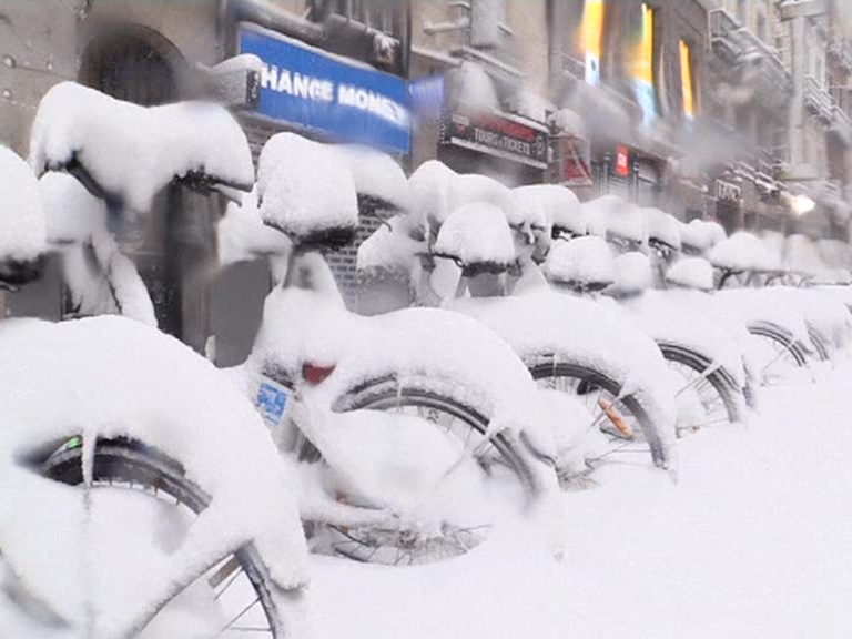 spain madrid heavy snow fall