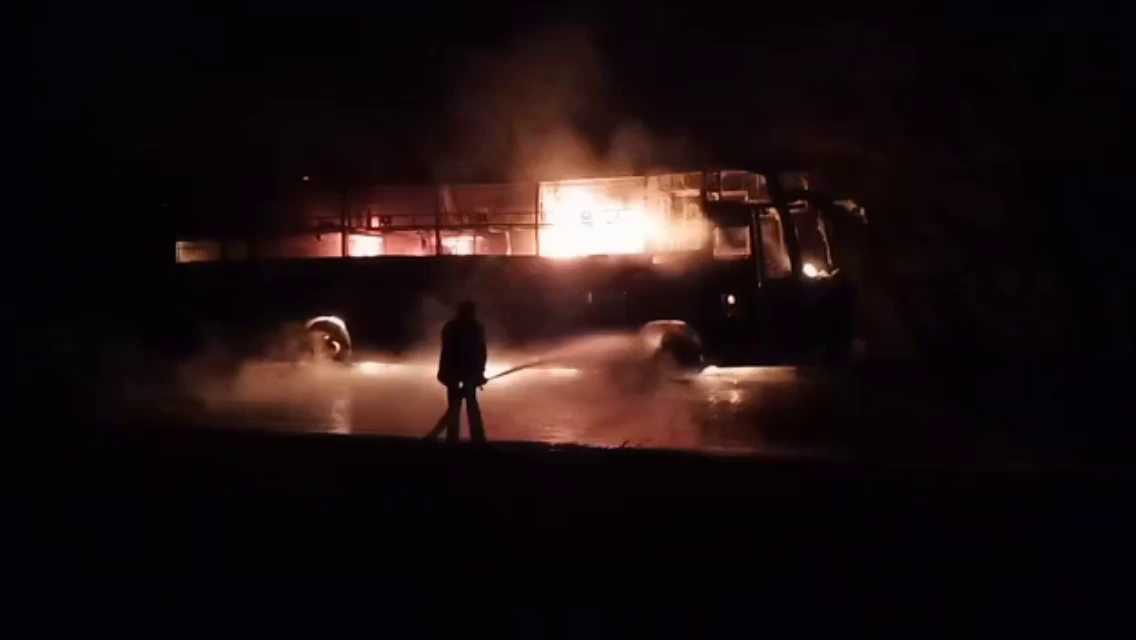 bus-caught-fire-in-shajapur