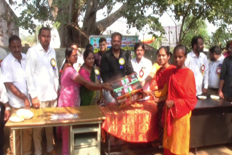 prizes for winners in rangoli competetions