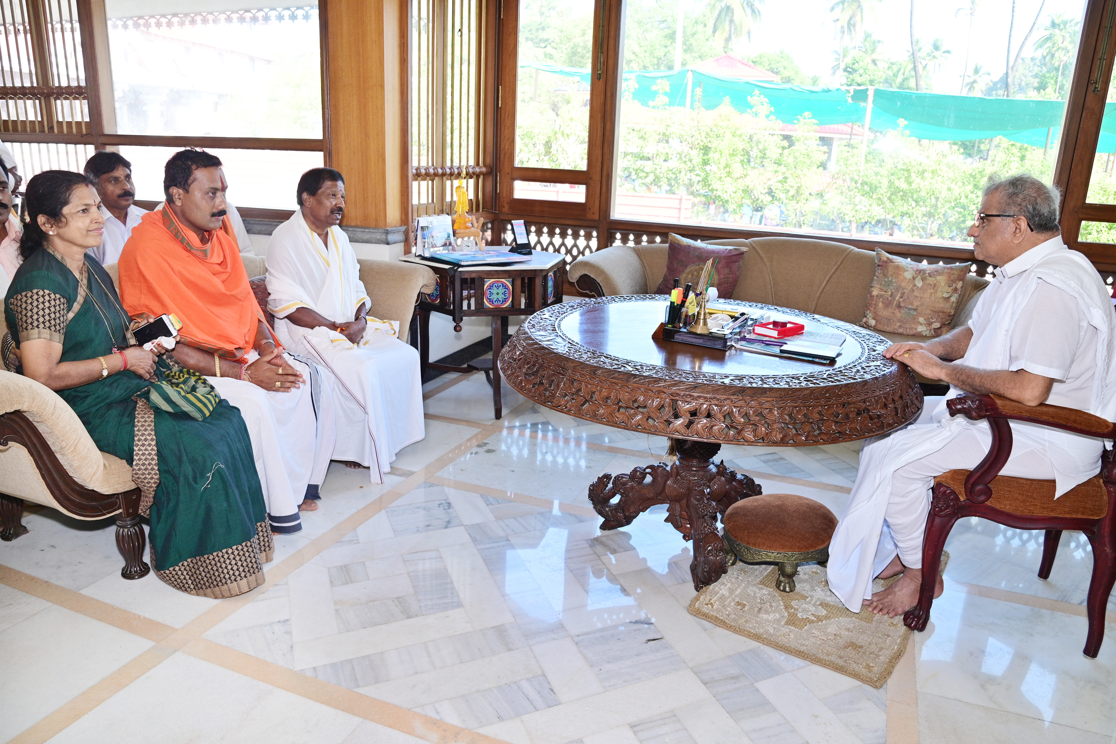 ministers-madhu-swamy-and-angara-visited-dharmastala