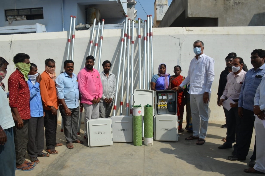 Minister distributing pump sets