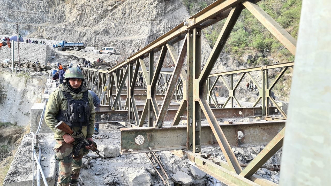 BRO constructs 110-feet bailey bridge at Kela Morh on Jammu-Srinagar highway in 60 hours