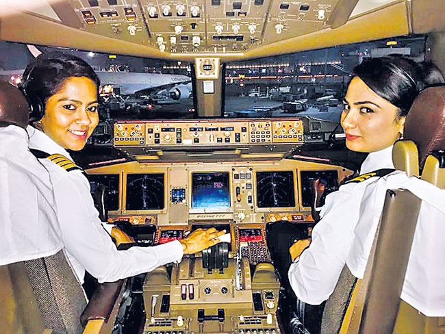 women in aviation field